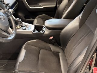 Toyota RAV4 Black Edition 2.5 131kW