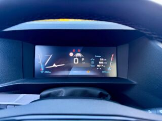 Peugeot Traveller L3 VIP 2.0 BlueHDi 180 AT8 130kW