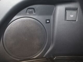 Toyota C-HR Premiere Edition Plug-in Hybrid 2.0 111кВ
