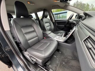 Volvo V70 SUMMUM 2.0 D3 120kW