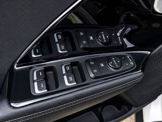 Kia Niro Facelift Premium HYBRID 1.6 77кВ