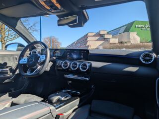 Mercedes-Benz A 250 1.3 160kW