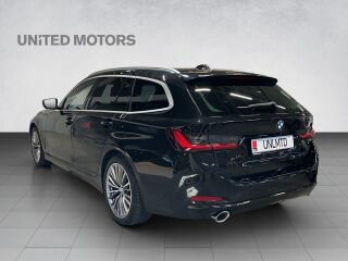 BMW 320 d xDrive Touring 2.0 R4 140kW