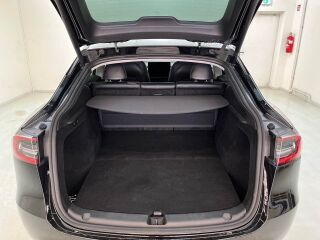 Tesla Model Y Shadowline Long Range AWD 368kW