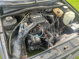 Volkswagen Golf 1.6 51kW