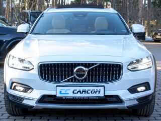 Volvo V90 Cross Country MY23 Ultimate Bright Xenium Wntr 2.0 B5 AWD MHEV Kerghübriid 183kW