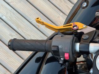 Yamaha YZF - R 1