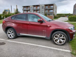 BMW X6 DRIVE 50i 4.4 V8 300kW