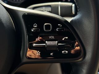 Mercedes-Benz EQC 400 145kW