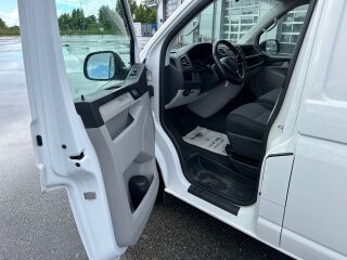Volkswagen Transporter 4MOTION L2H1 2.0 TDI 110кВ