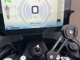 CFMOTO 800MT 67kW