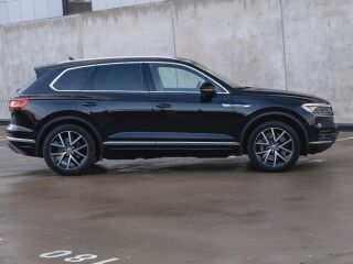 Volkswagen Touareg Highline 4Motion 4.0 V8 310кВ