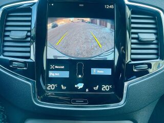 Volvo XC90 AWD Momentum PRO 7k my 2021 2.0 B5 NOVC-HEV 173kW