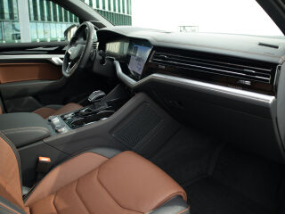 Volkswagen Touareg R-line 3.0 210kW