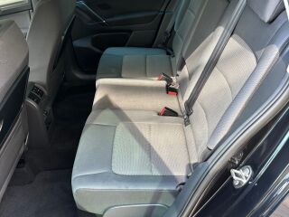 Volkswagen Golf Sportsvan 1.6 81кВ
