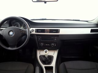 BMW 318 Touring Facelift 2.0 D 105кВ