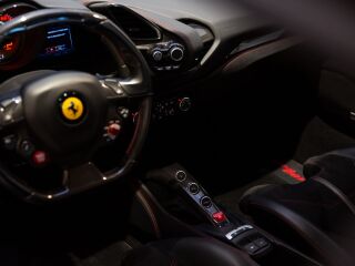 Ferrari 488 Spider 3.9 V8 493kW