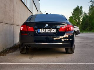 BMW 520 M-Sportpakett Shadowline xDrive LCI 2.0 B47 140kW