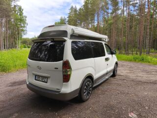 Hyundai Grand Starex camper 2.5 125kW