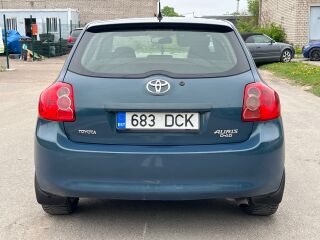 Toyota Auris 2.0 R4 Diesel 93кВ