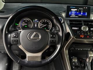 Lexus NX 300h Comfort 2.5 114kW