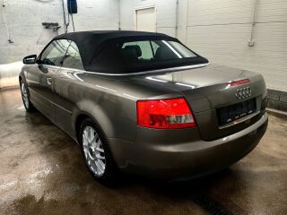 Audi A4 2.5 120kW