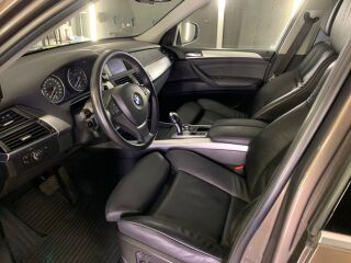BMW X5 3.0 180кВ