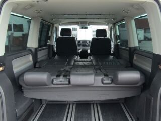 Volkswagen Multivan Highline 4-Motion 4*4 2.5 Tdi 128kW