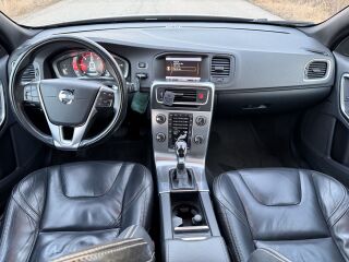 Volvo V60 2.4 120kW