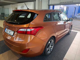 Hyundai i30 1.6 99kW