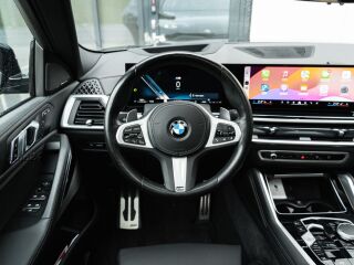BMW X6 xDrive30d M-Sportpakett Facelift 3.0 210kW