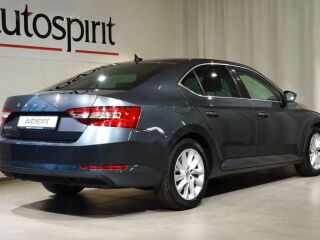 Skoda Superb Ambition TDi ATM 2.0 R4 110kW