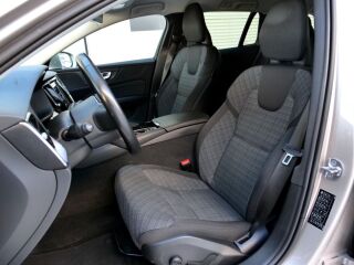Volvo V60 T6 LONG RANGE Core Plus Recharge Plug-In-Hybri 2.0 293kW