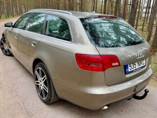 Audi A6 Avant Executive 2.0 TDi 103кВ