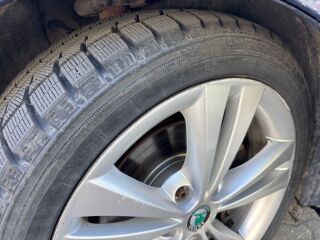 Skoda Superb HIGHLINE 2.0 R4 TDI 103кВ