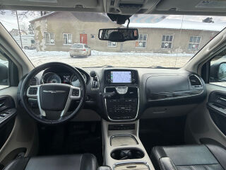 Chrysler Town & Country 3.6 v6 211kW