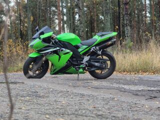 Kawasaki Ninja ZX - 10R 129kW
