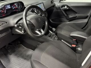 Peugeot 208 N1 1.6 55kW