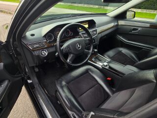 Mercedes-Benz E 200 CDi 2.1 100kW
