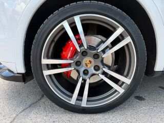 Porsche Cayenne 3.0 180кВ