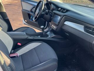 Toyota Avensis 1.6 82kW