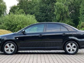 Toyota Avensis Linea Sol D4d 2.0 85кВ