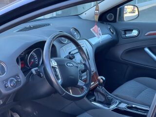 Ford Mondeo Long 2.0 R4 107кВ