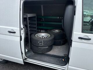 Volkswagen Transporter 4MOTION L2H1 2.0 TDI 110kW