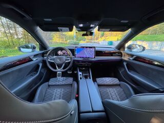Volkswagen Passat R-line 4 Motion 2.0 142kW