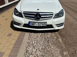 Mercedes-Benz C 350 4 Matic Sport package 3.5 V6 24V 225кВ