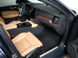 Volvo V60 AWD RECHARGE ULTRA DARK LUXURY FULL 2.0 T8 Long Range Plug-In-Hybrid 335kW