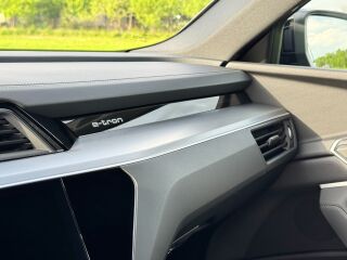 Audi e-tron S-line 55 158kW