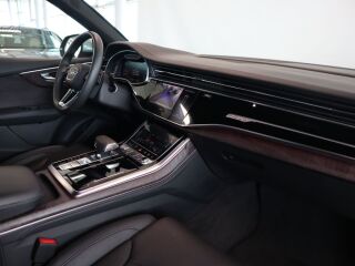 Audi Q8 50 TDI quattro 3.0 210kW