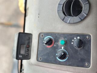 Case 330B 260kW